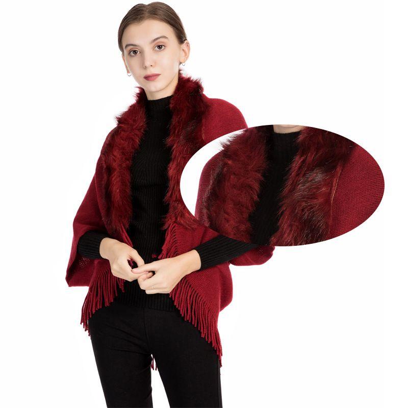Fur collar knitted shawl